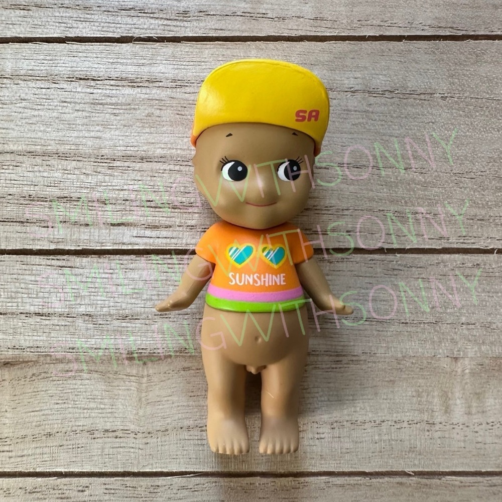 Orange “Sunshine” T-shirt Sonny Angel Summer 2017 Vacation Series Tan with Hat